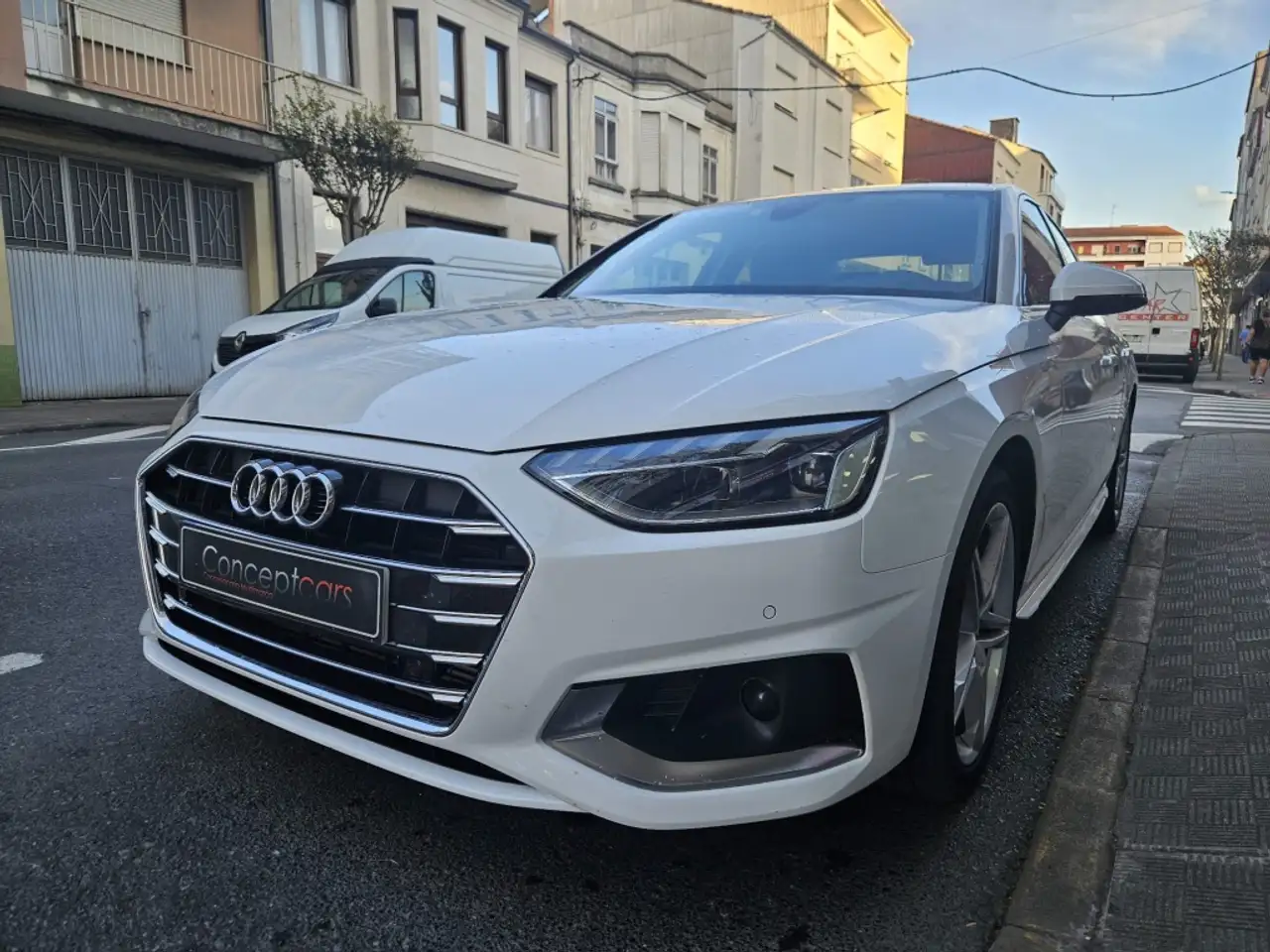 Audi A4 35 TFSI S line S tronic 110kW