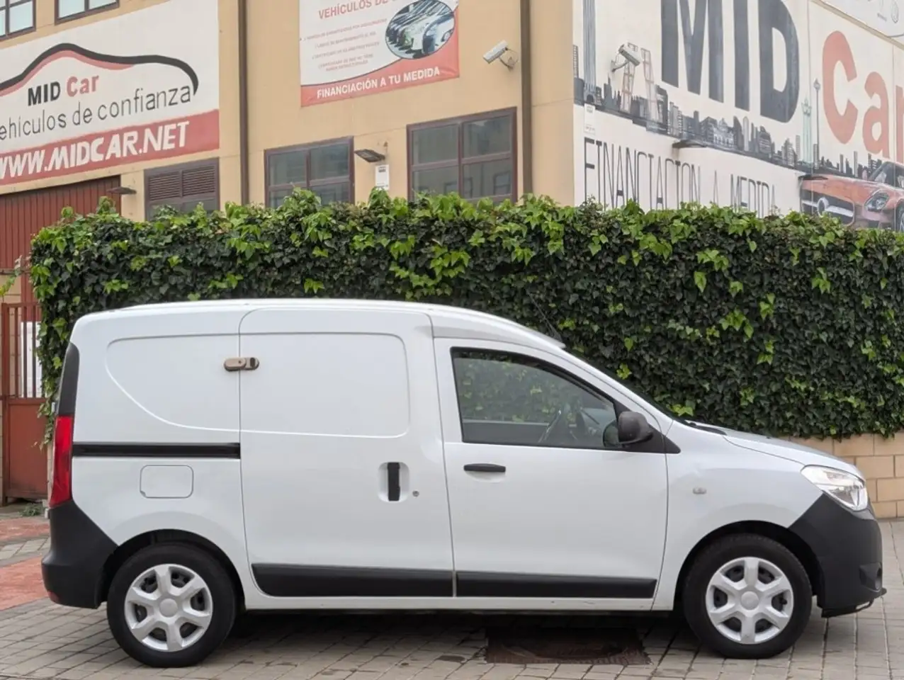 Dacia Dokker Comercial Van 1.6 GLP Essential 80kW Dokker Comercial Van 1.6 GLP Essential 80kW
