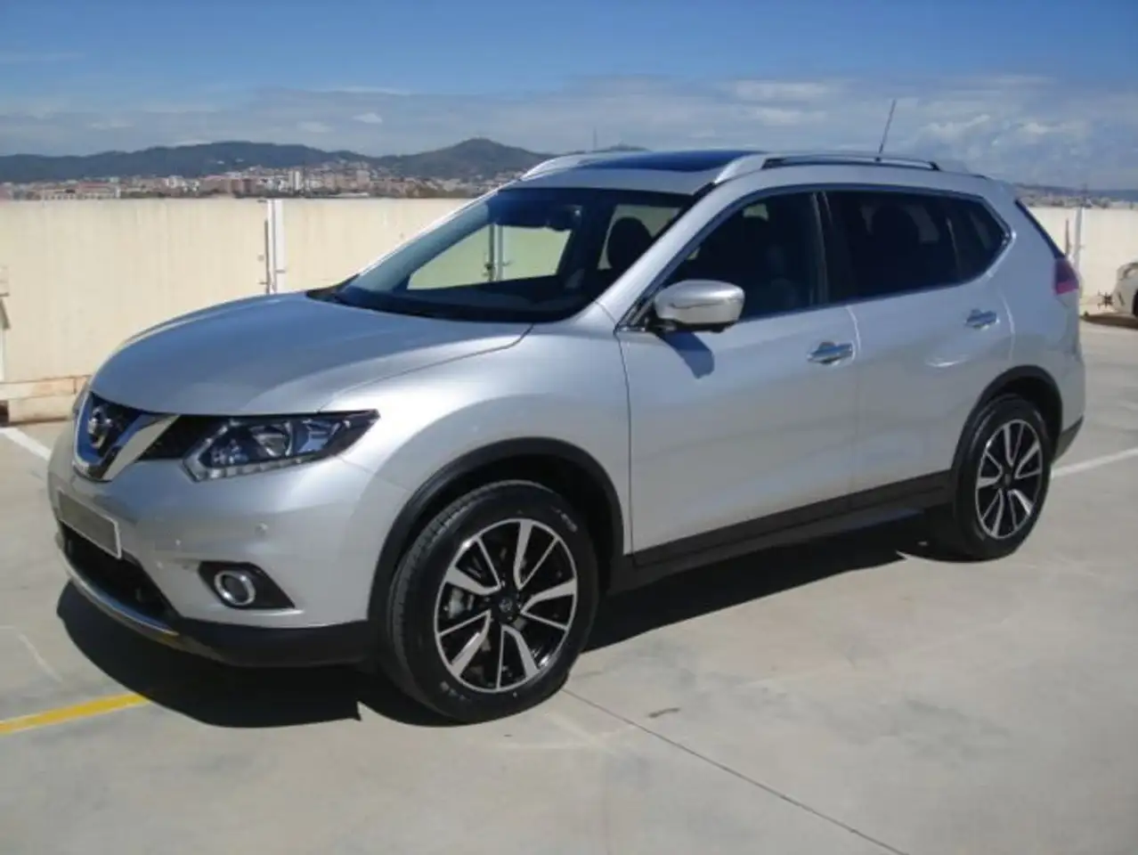 Nissan X-Trail 2.0 dCi Tekna 4x2 XTronic 7 pl.