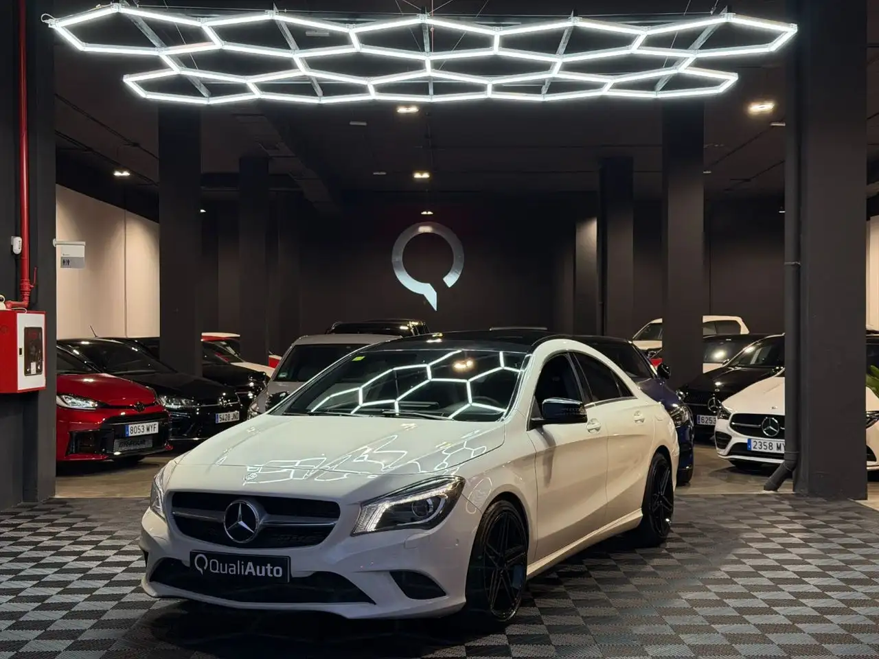 Mercedes-Benz CLA 180 Urban