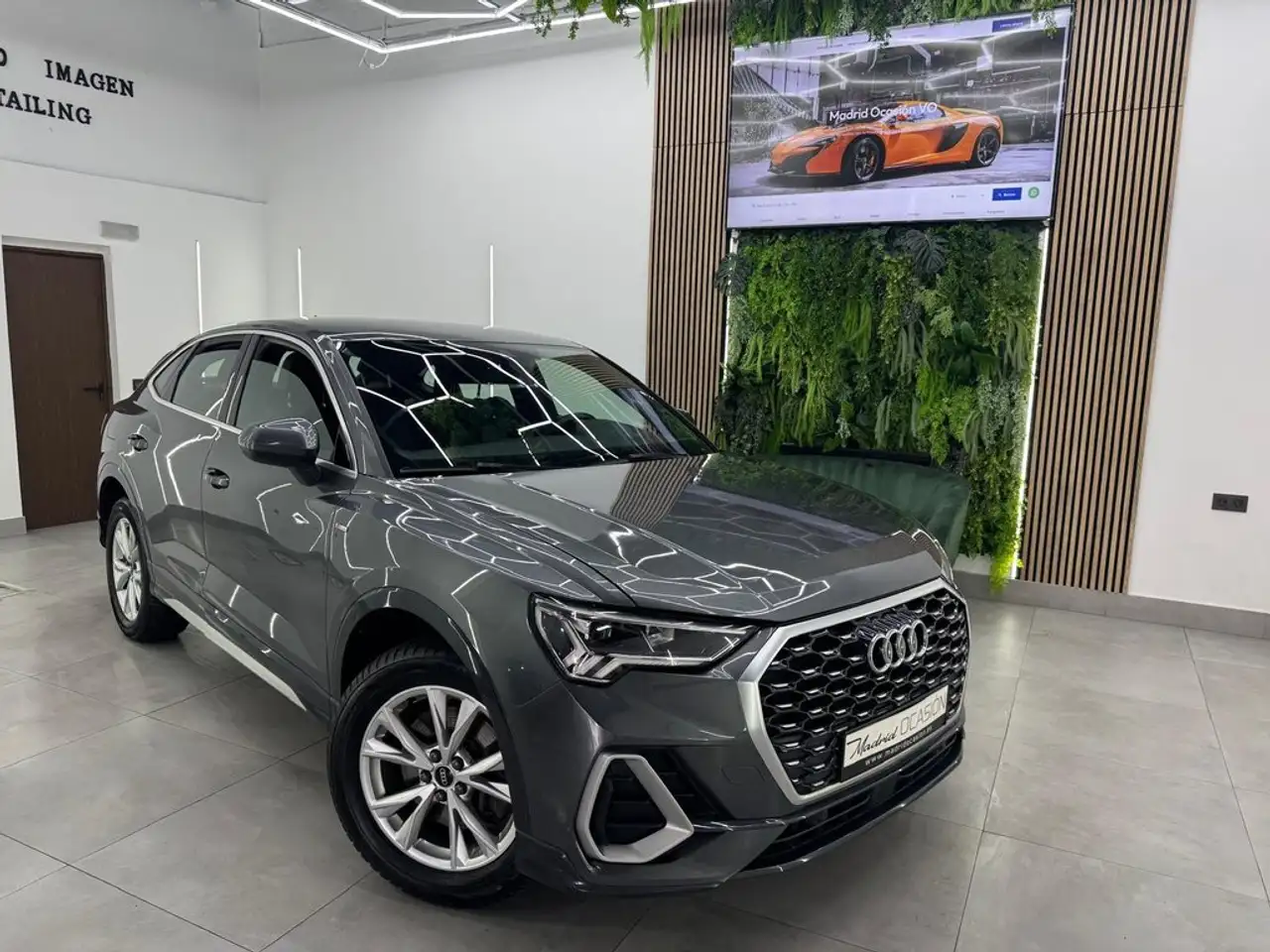 Audi Q3 45 TFSIe S line S-tronic
