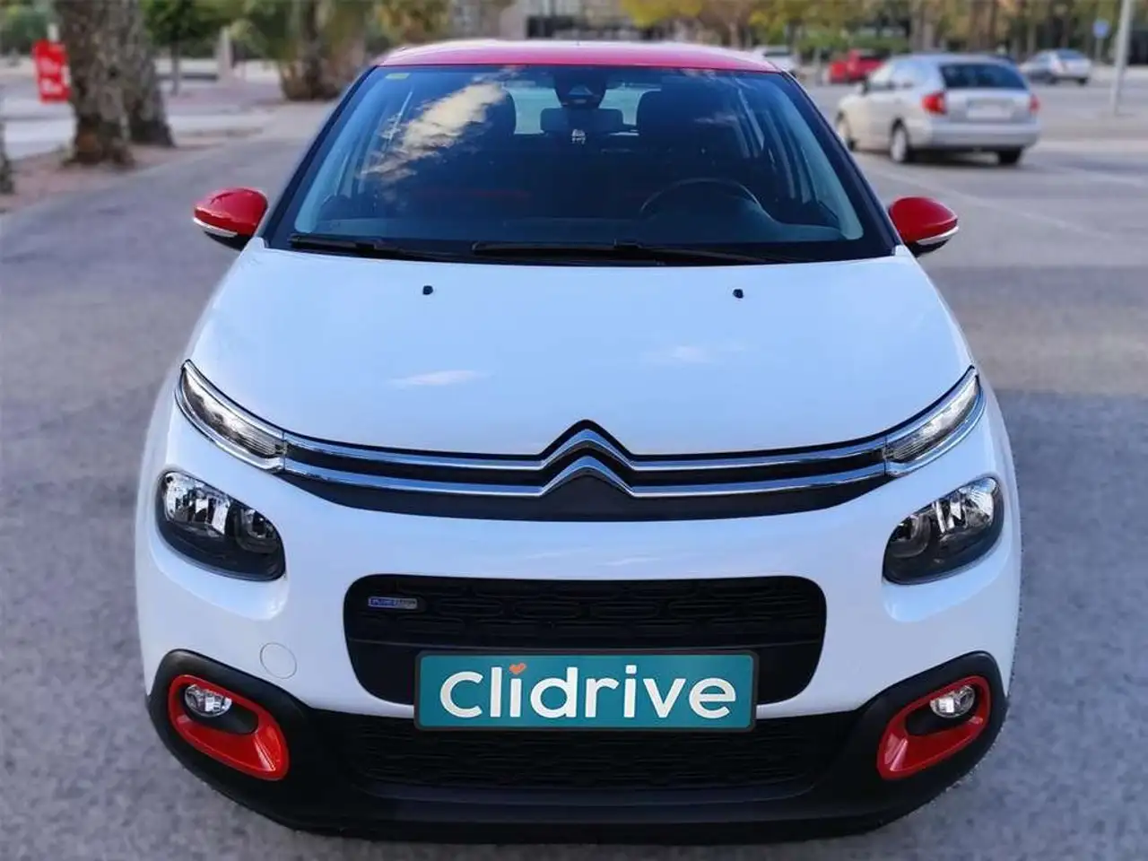 Citroën C3 PureTech SS SHINE EAT6