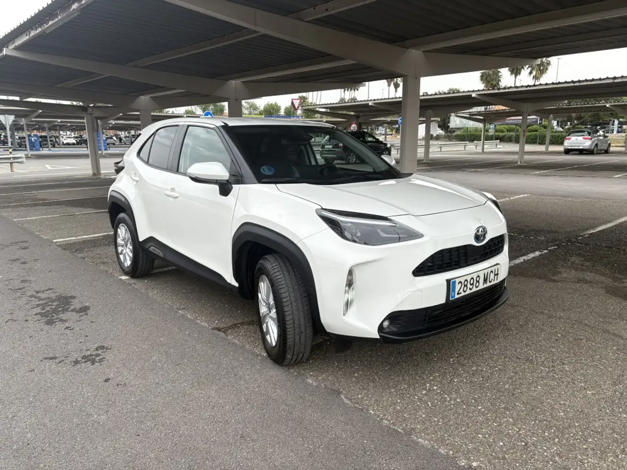 Toyota Yaris Cross 120H Business Plus
