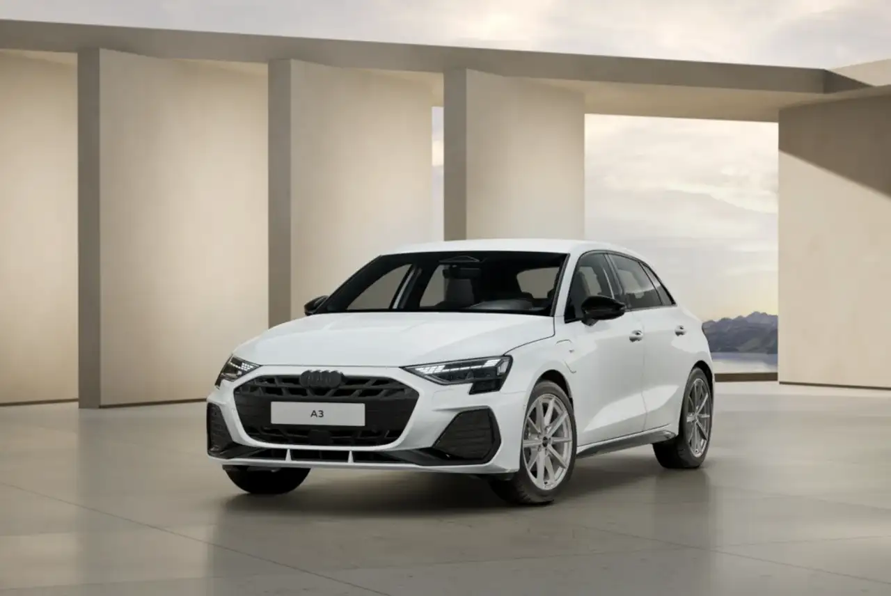 Audi A3 Sportback TFSI e Genuine S tronic 150kW
