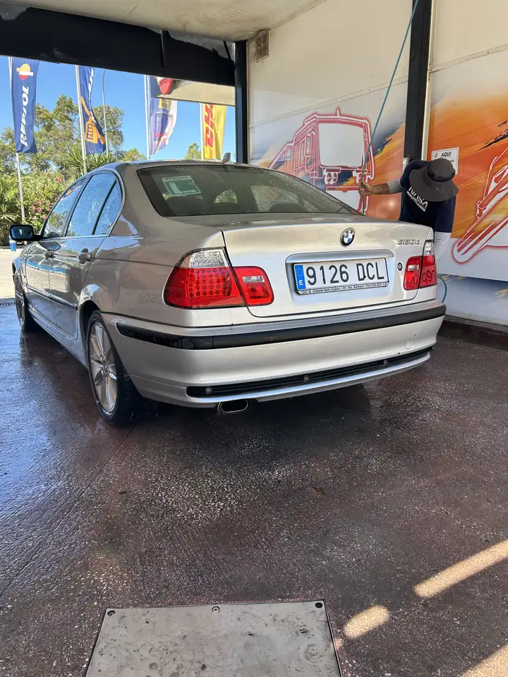 BMW 330 330d