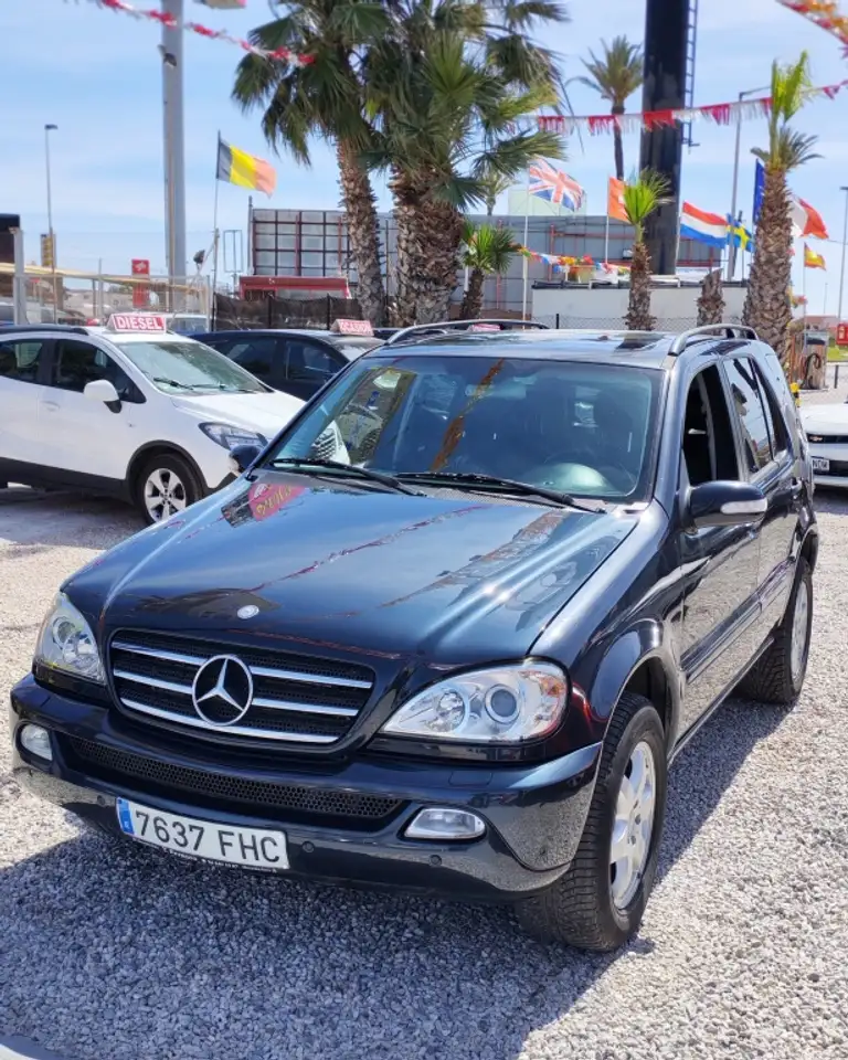 Mercedes-Benz ML 320 Todoterreno Automático de 5 Puertas