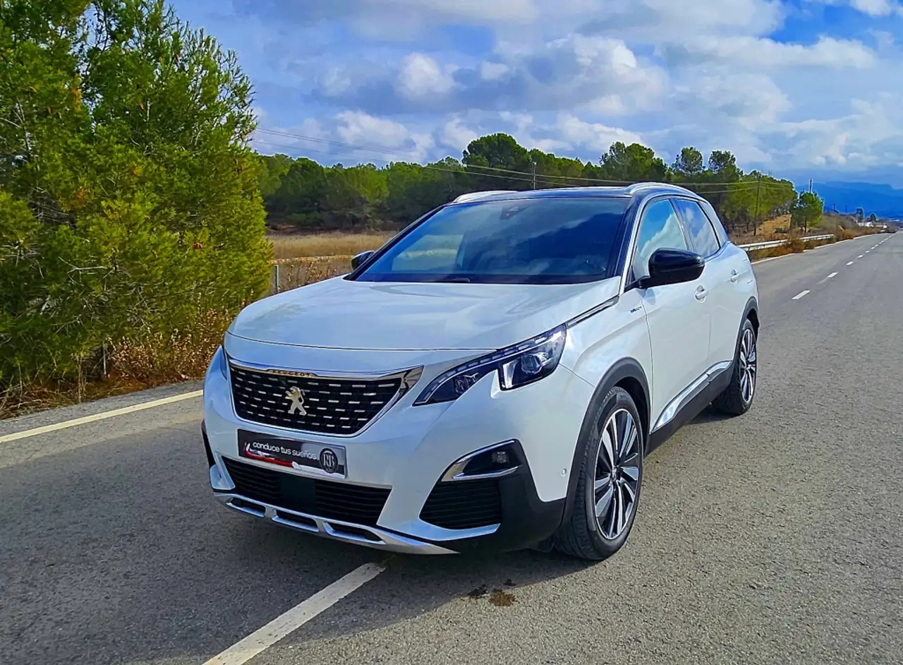 Peugeot 3008 HYB PHEV 300 GT Pack AWD e-EAT8