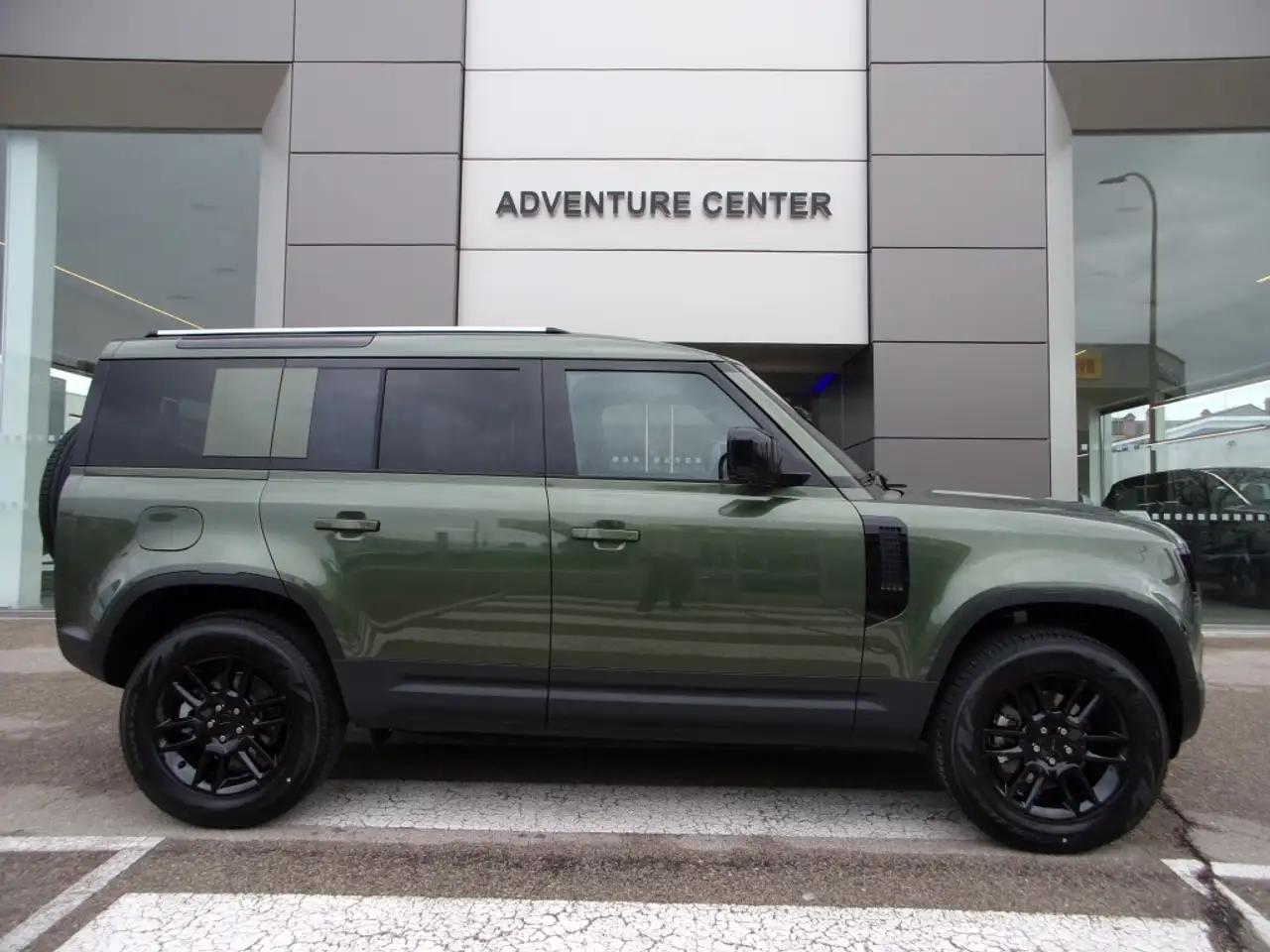 Land Rover Defender 110 3.0D l6 MHEV S AWD Aut. 250
