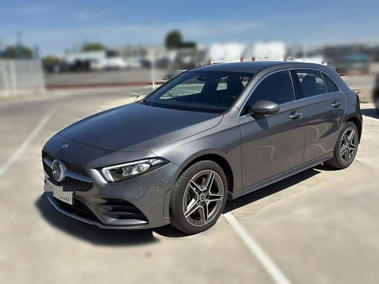Mercedes-Benz a-250 e