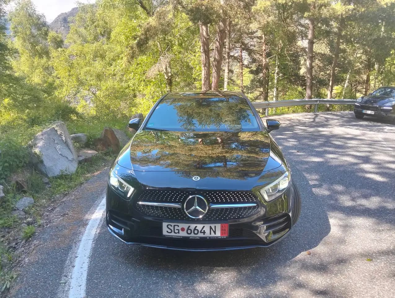 Mercedes-Benz a-250 A 250e AMG LINE