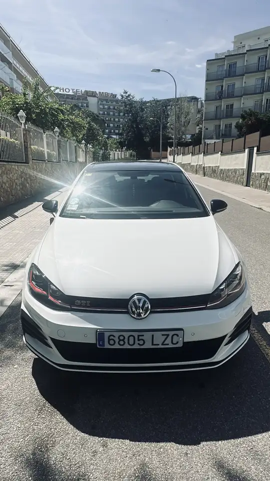 Volkswagen Golf GTI 2.0 TSI Performance DSG7 180kW