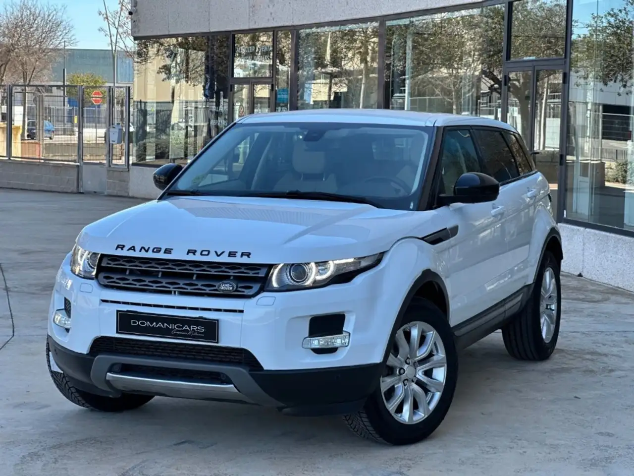 Land Rover Range Rover Evoque 2.2L eD4 Pure 4x2