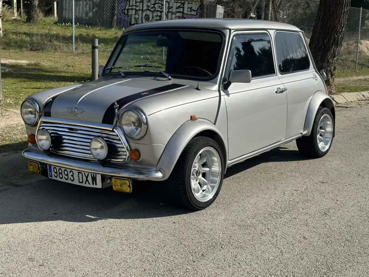 MINI 16574 MINI Mini Pequeño Manual de 2 Puertas