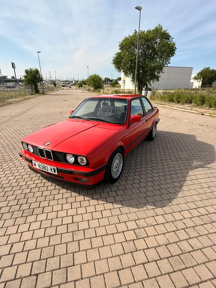 BMW 318 318i S