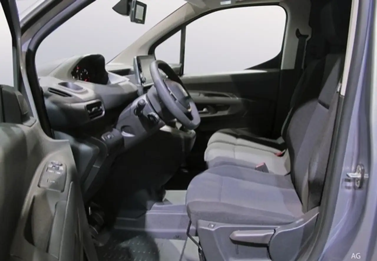 Peugeot Partner 1.5BlueHDI S&S Standard 600kg 100 Partner 1.5BlueHDI S&S Standard 600kg 100
