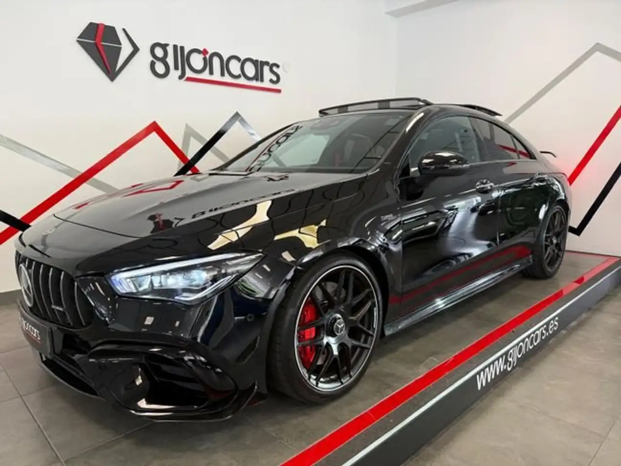 Mercedes-Benz CLA 45 AMG Mercedes-AMG S 4MATIC+