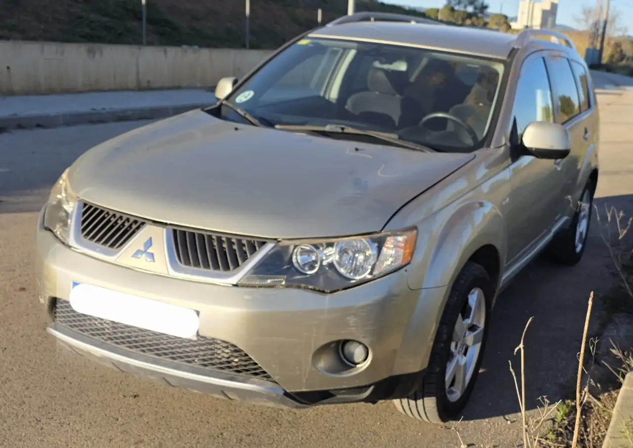 Mitsubishi Outlander 2.0DI-D Intense