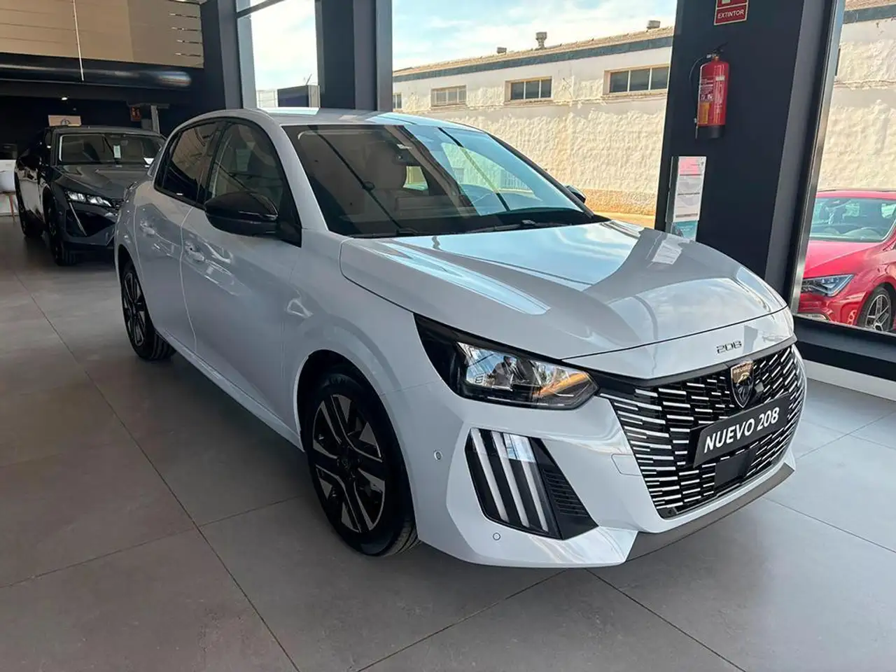 Peugeot 208 1.2 GASOLINA 100CV ALLURE 5P