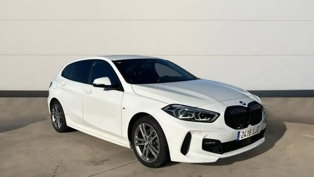 BMW 116 1.5 118I 140 5P