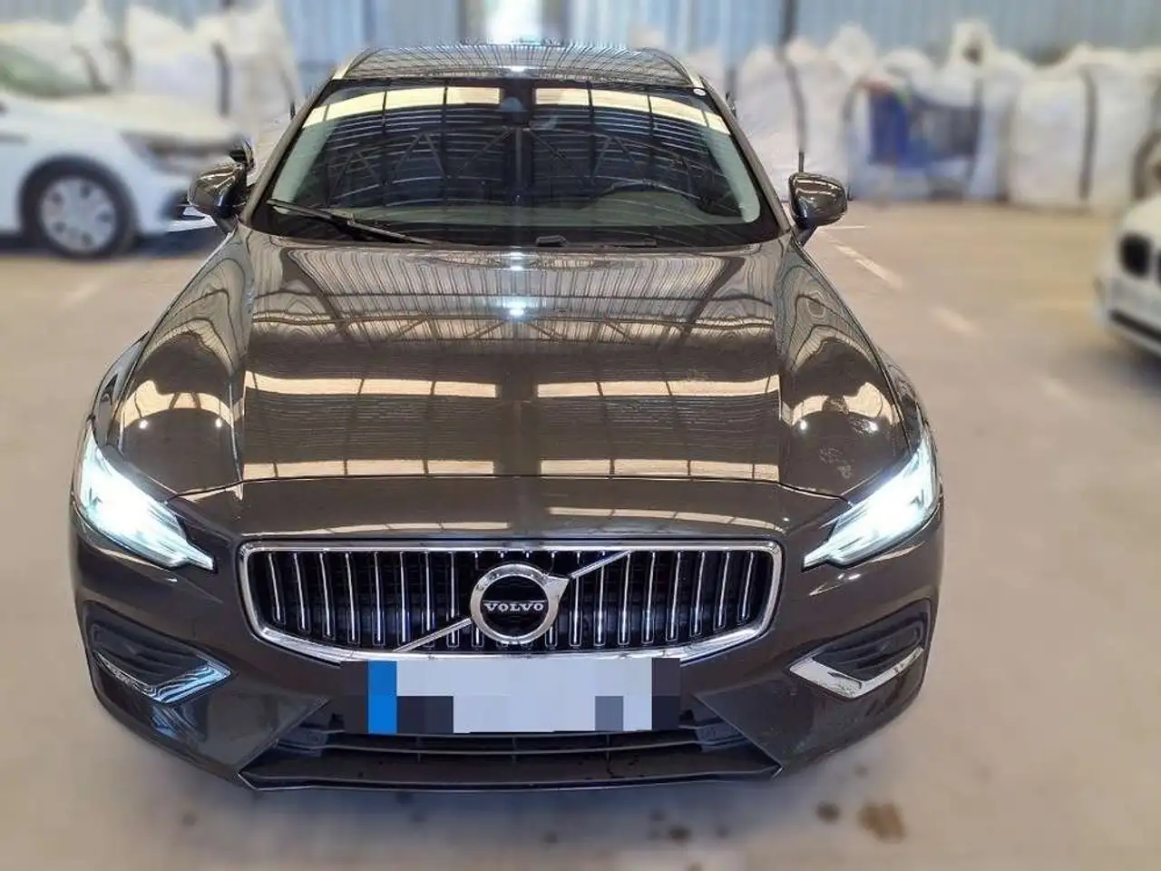Volvo V60 2.0 B4 (D) INSCRIPTION AUTO