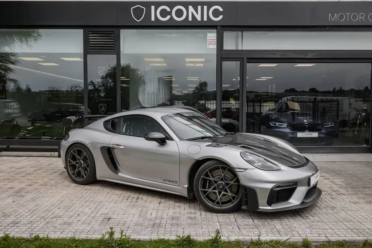 Porsche Cayman GT4 RS PDK