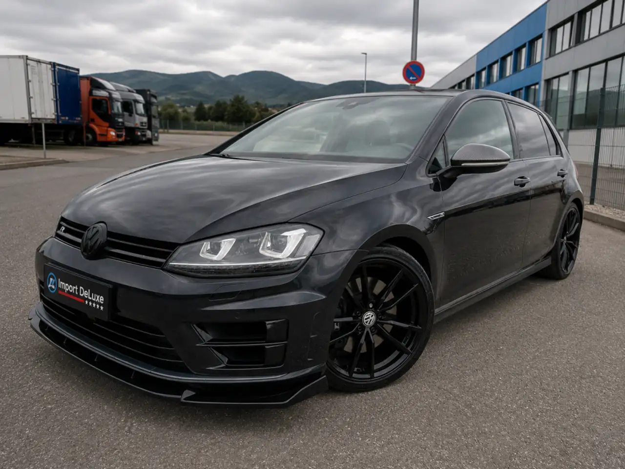Volkswagen Golf 2.0 TSI R 300