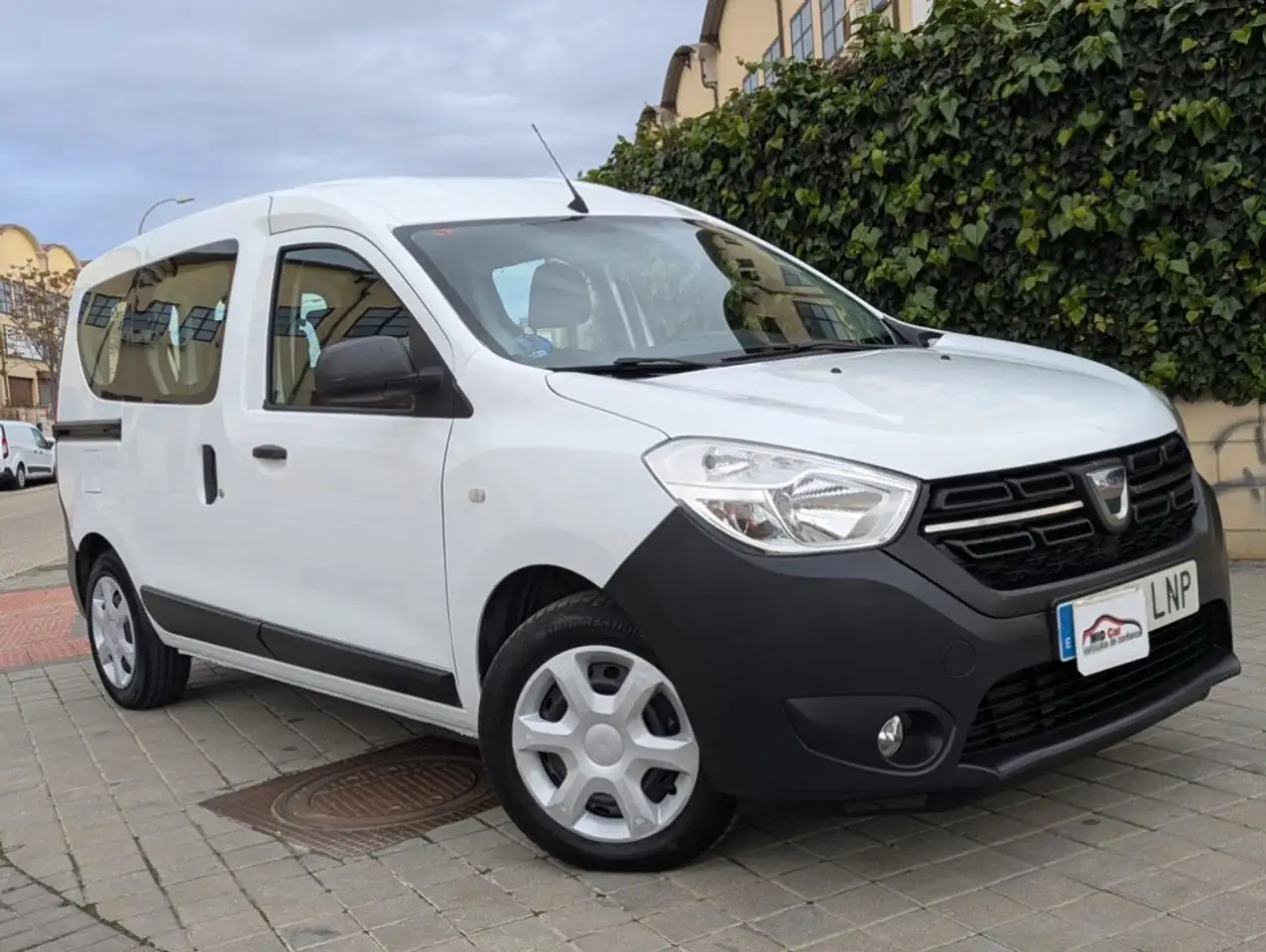 Dacia Dokker Comercial 1.6 GLP Essential N1 80kW Dokker Comercial 1.6 GLP Essential N1 80kW