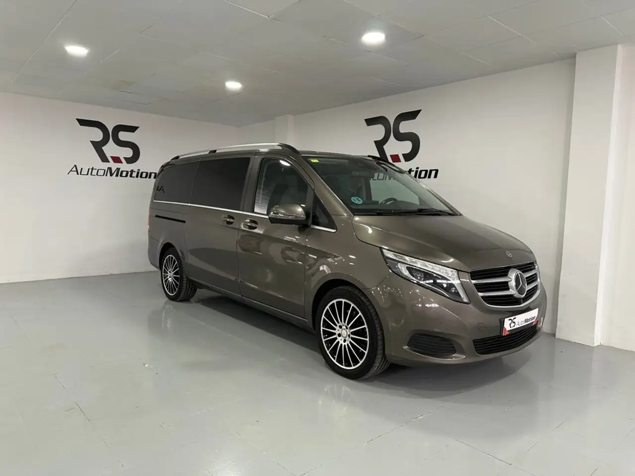 Mercedes-Benz V 250 d Avantgarde Largo