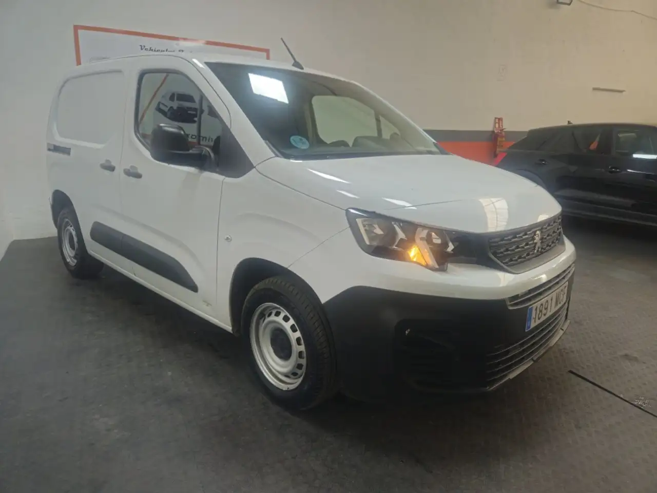 Peugeot Partner 1.5BlueHDI S&S Pro Standard 600kg 100 Partner 1.5BlueHDI S&S Pro Standard 600kg 100