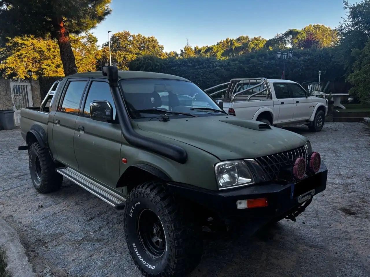 Mitsubishi Montero Sport 2.5 TDi GLS Plus