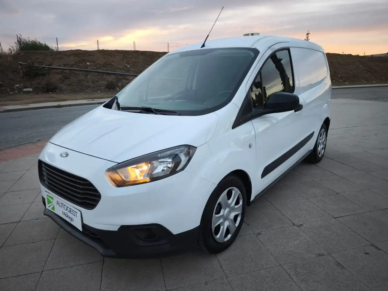 Ford Transit Courier Van 1.5TDCi Limited 100 Transit Courier Van 1.5TDCi Limited 100