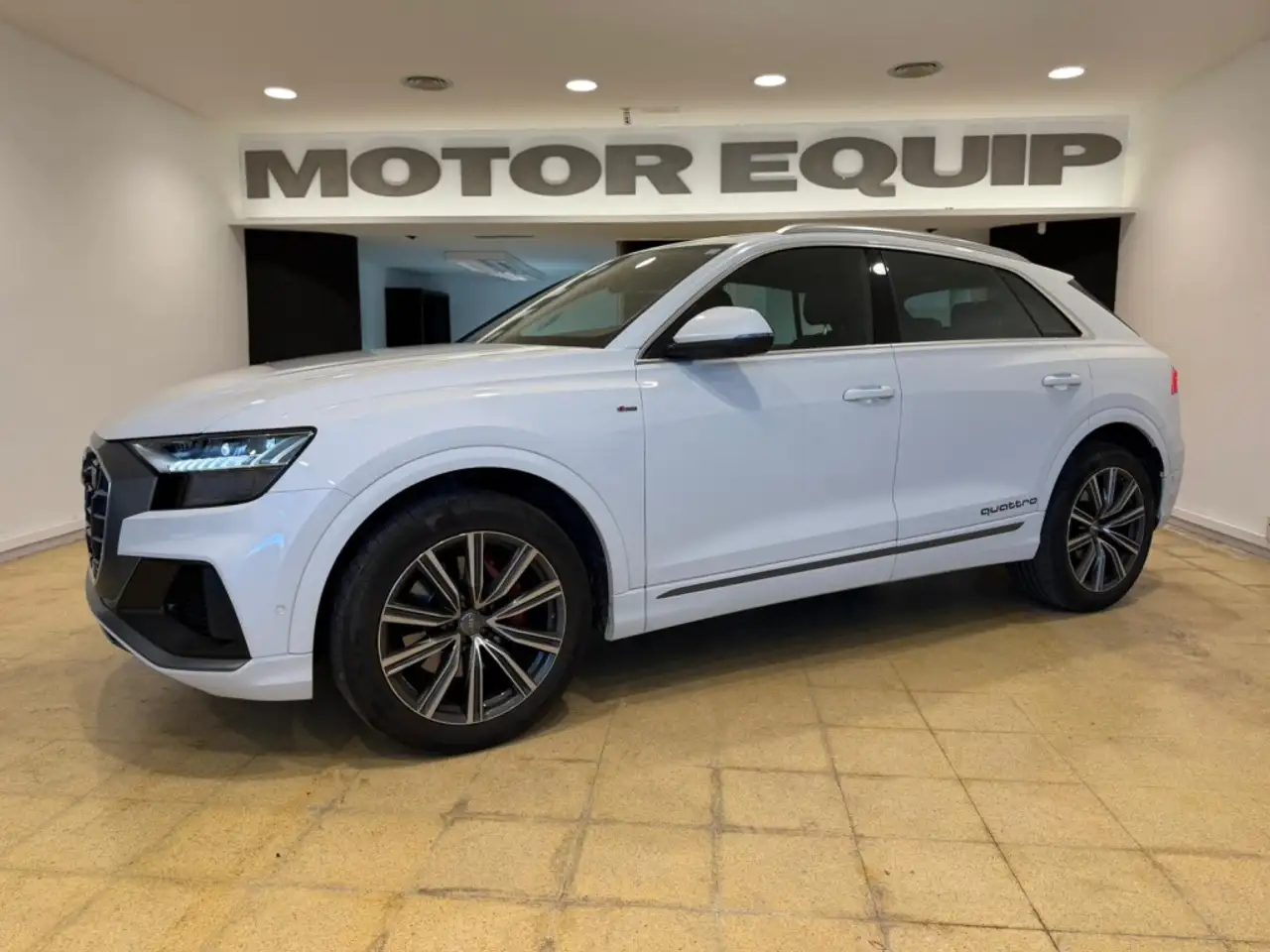 Audi Q8 50 TDI quattro tiptronic
