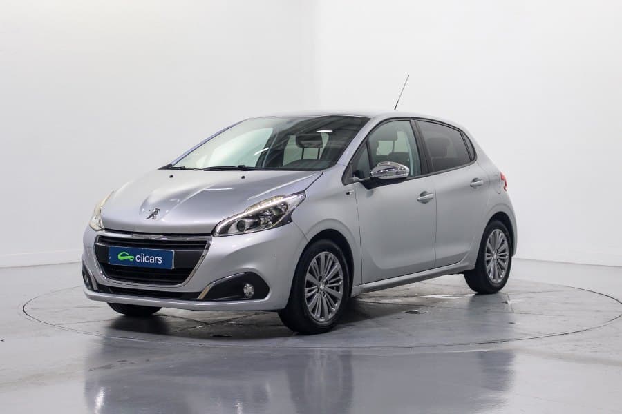 Peugeot 208 1.2 Style 82
