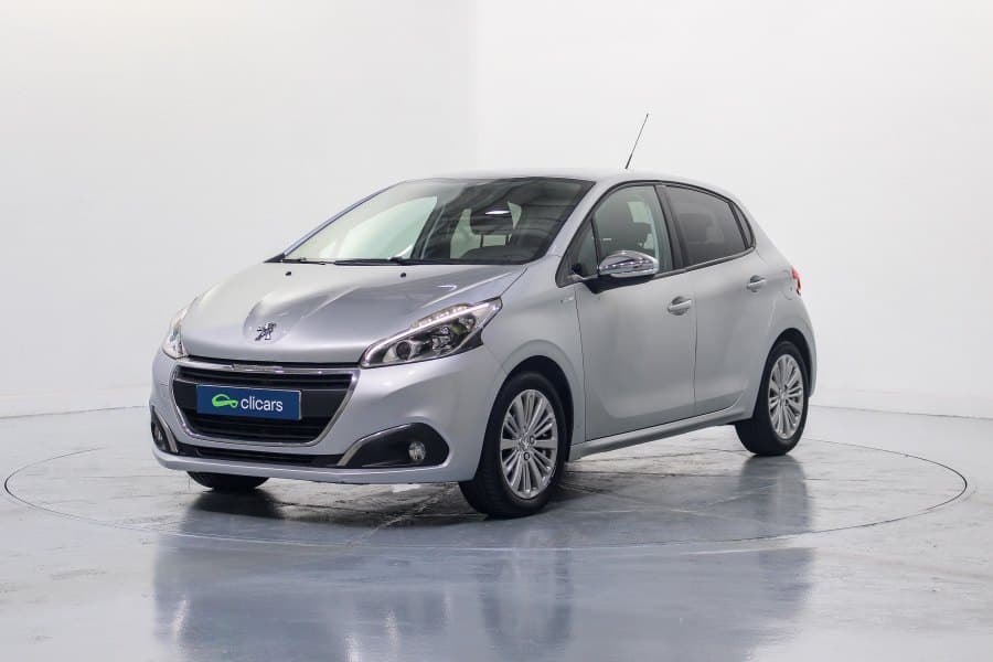 Peugeot 208 1.2 Style 82