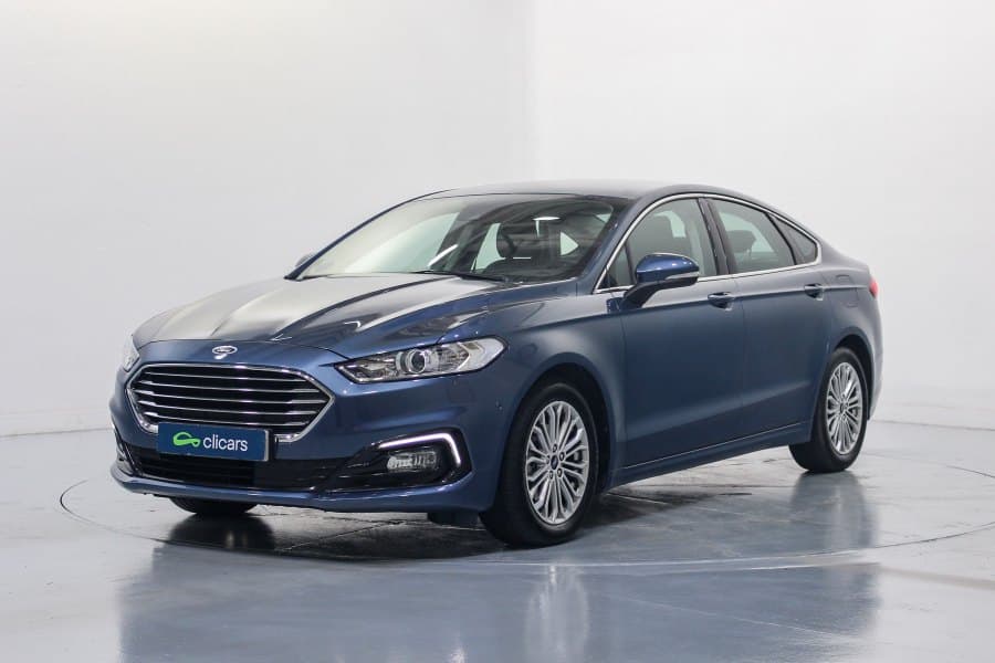 Ford Mondeo Sedán 2.0 HEV Titanium