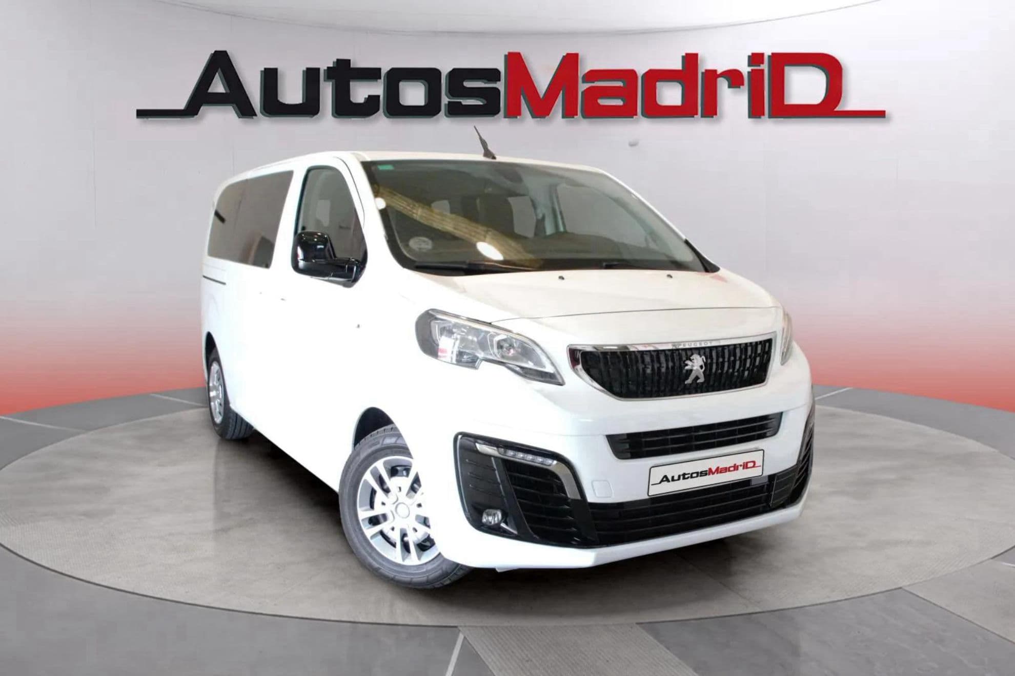 Peugeot Traveller Business 1.5 BlueHDi 88KW (120) Long