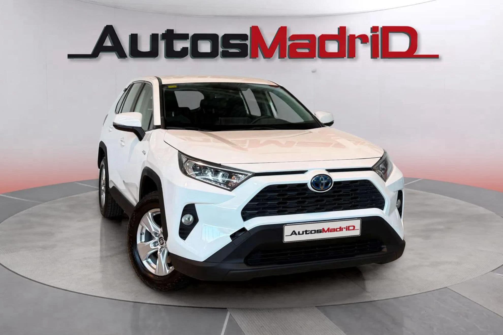 Toyota RAV4 2.5l 220H Business