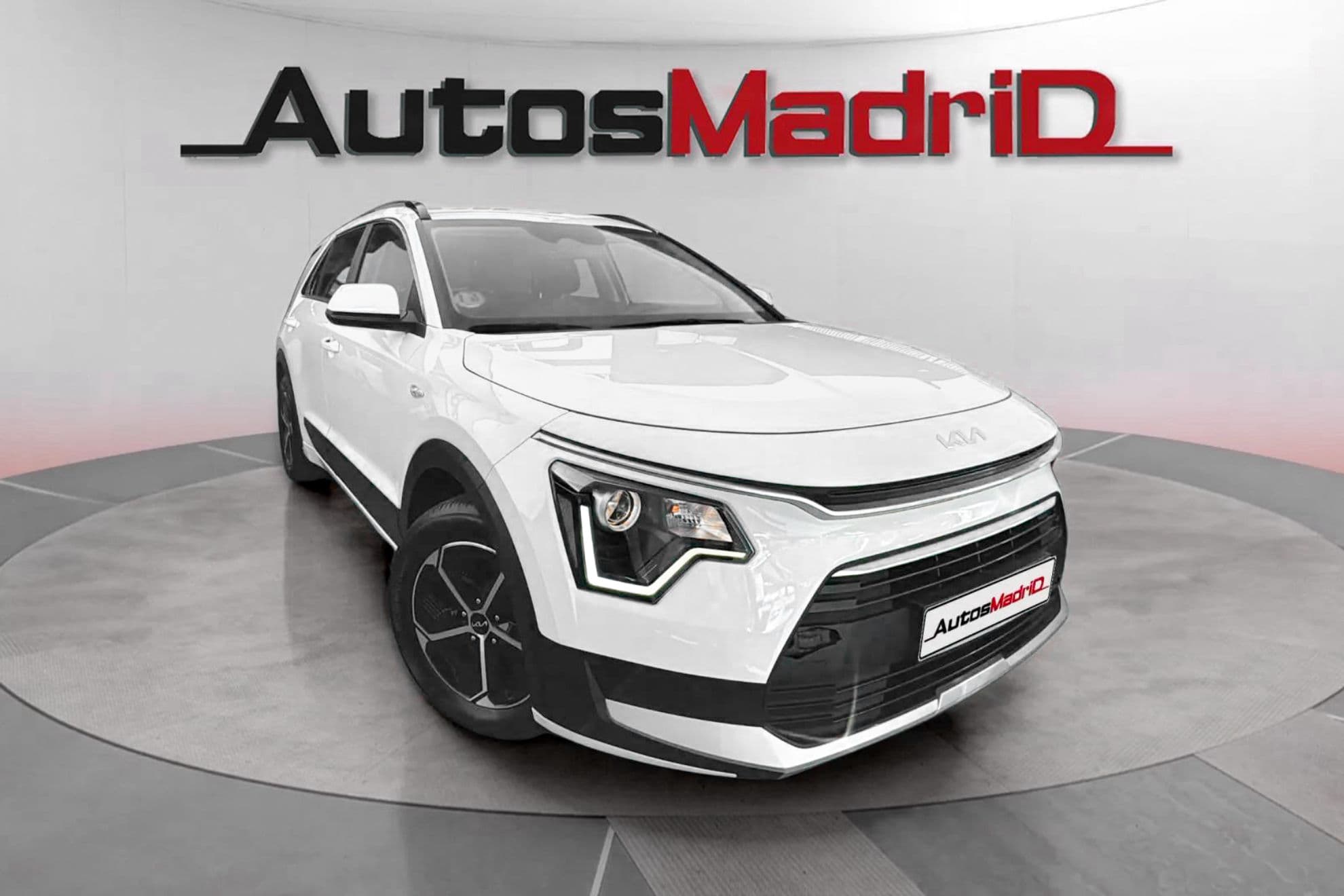 Kia Niro 1.6 GDi HEV 104kW (141CV) Concept
