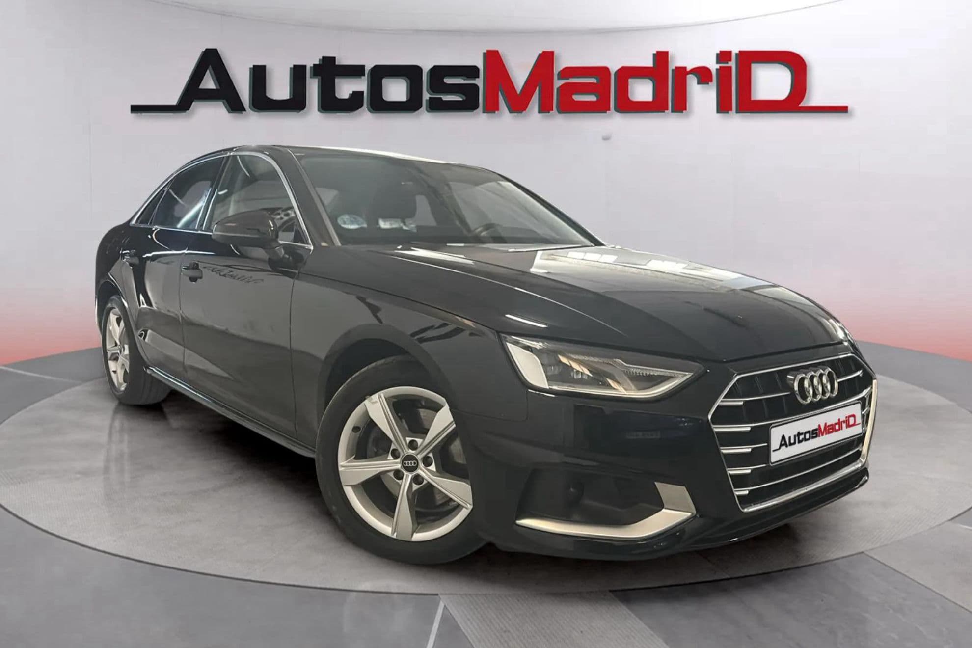Audi A4 Advanced 30 TDI 100kW (136CV) S tronic