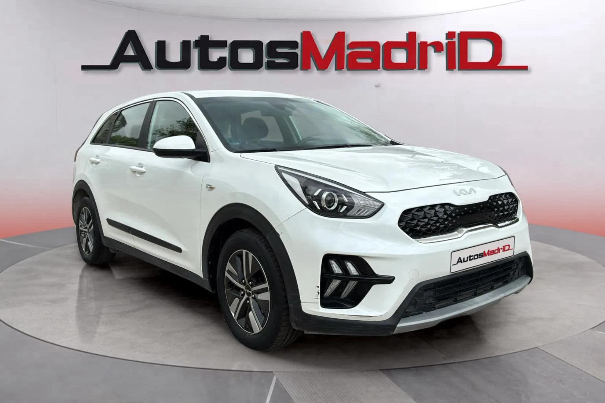 Kia Niro 1.6 GDi HEV 104kW (141CV) Concept