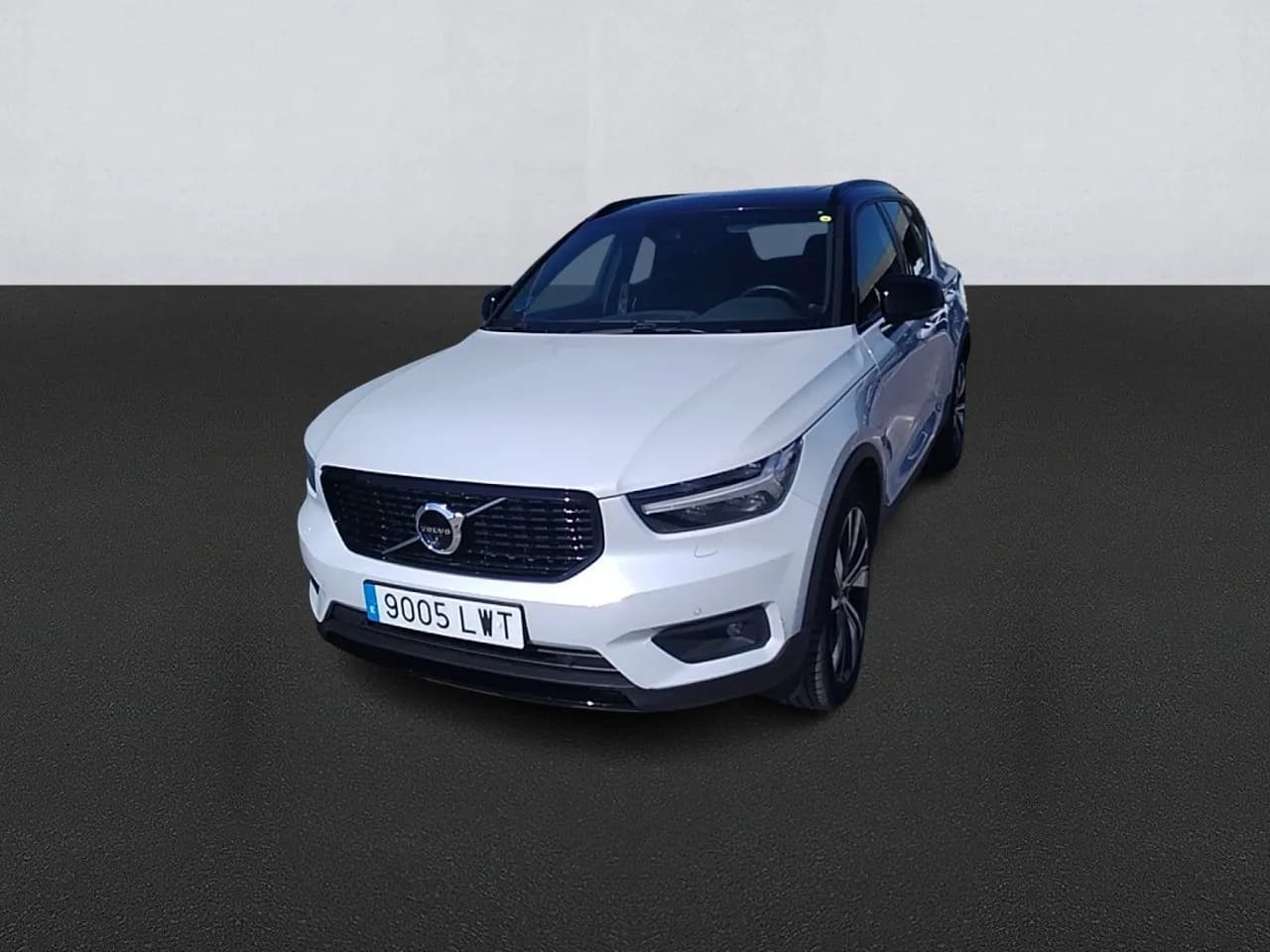 Volvo XC40 1.5 T4 Twin Recharge Plus Dark Auto