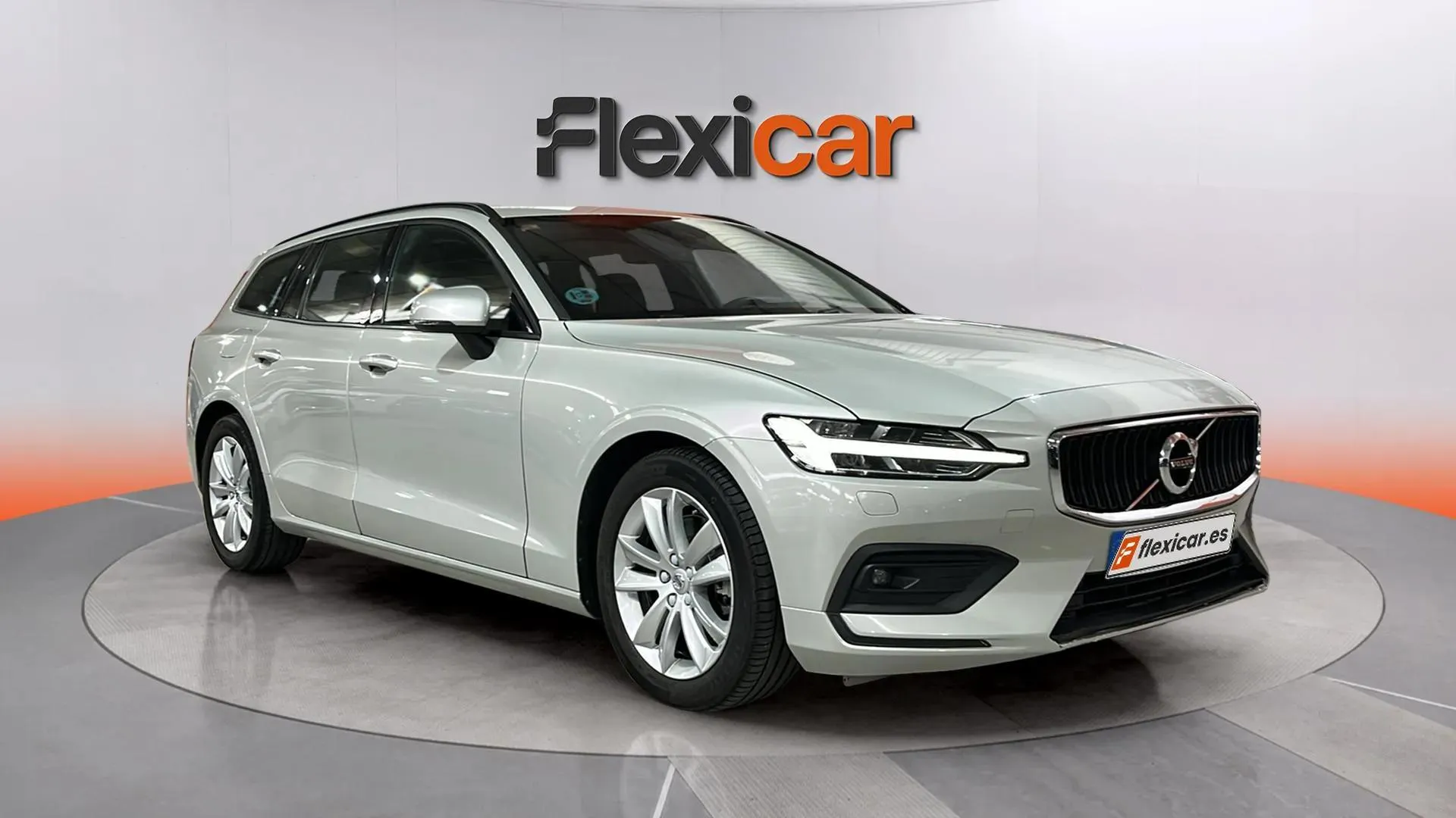Volvo V60 2.0 D4 Momentum Auto