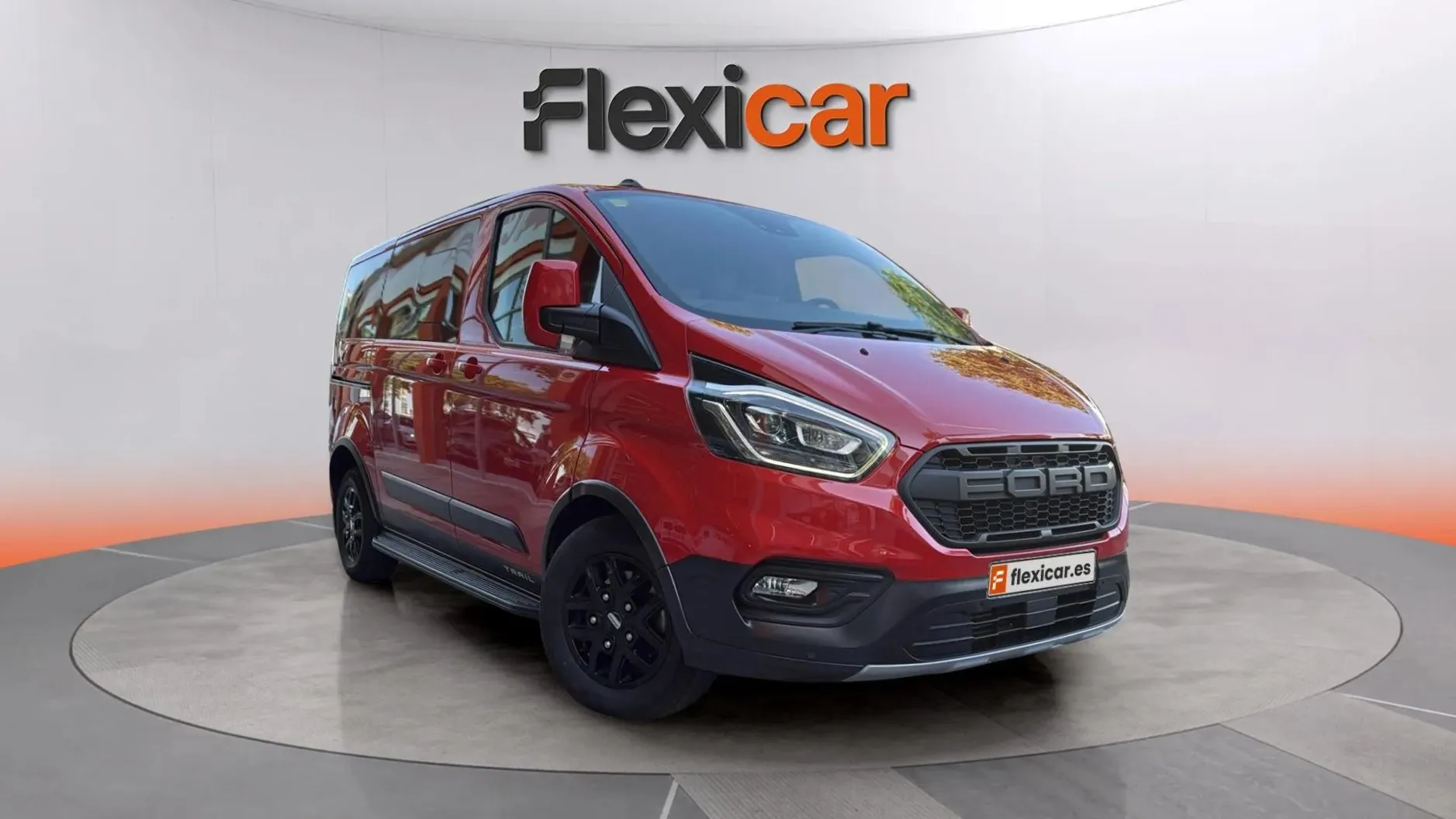 Ford Tourneo Custom 2.0 Ecob 96kW (130CV) Hybrid L2 Titanium