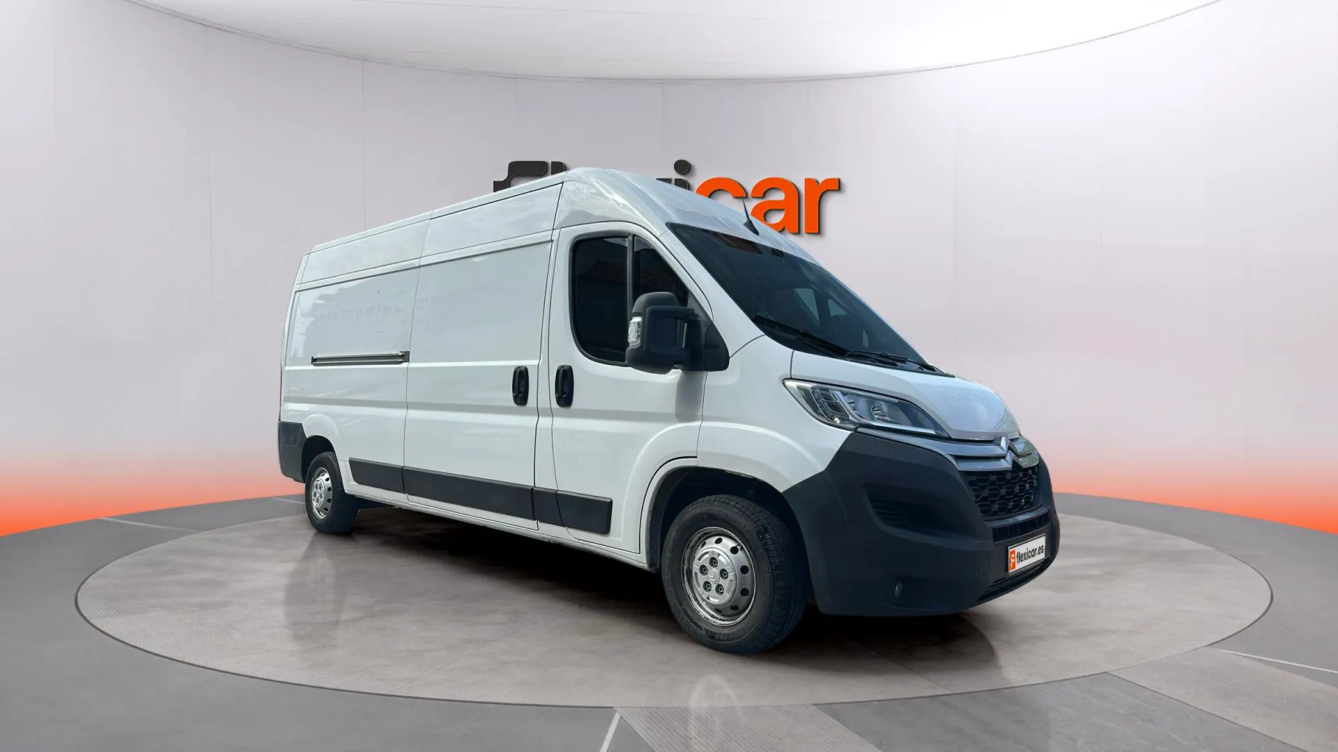 Citroën Jumper BlueHDi Furgon L3H2 103 kW / 140 CV