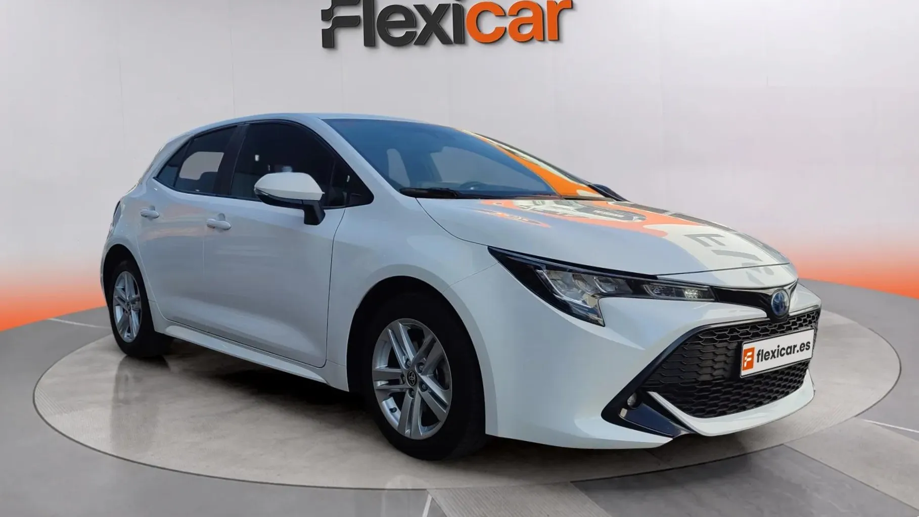 Toyota Corolla 1.8 125H ACTIVE TECH E-CVT