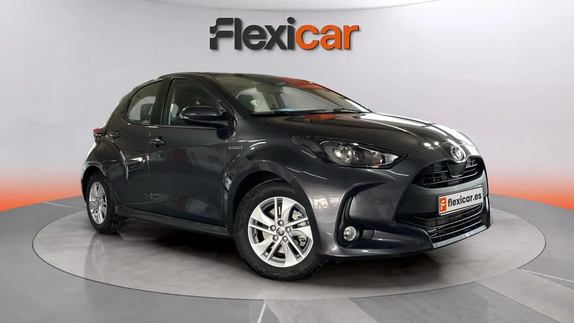Toyota Yaris 1.5 120H Business Plus