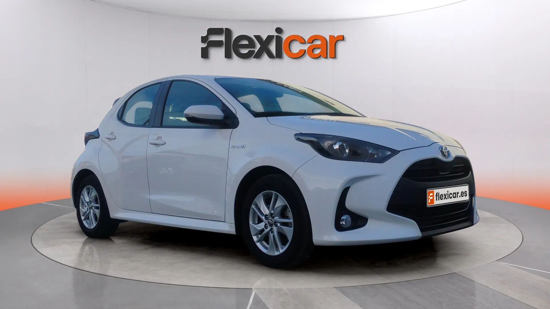 Toyota Yaris 1.5 120H Business Plus