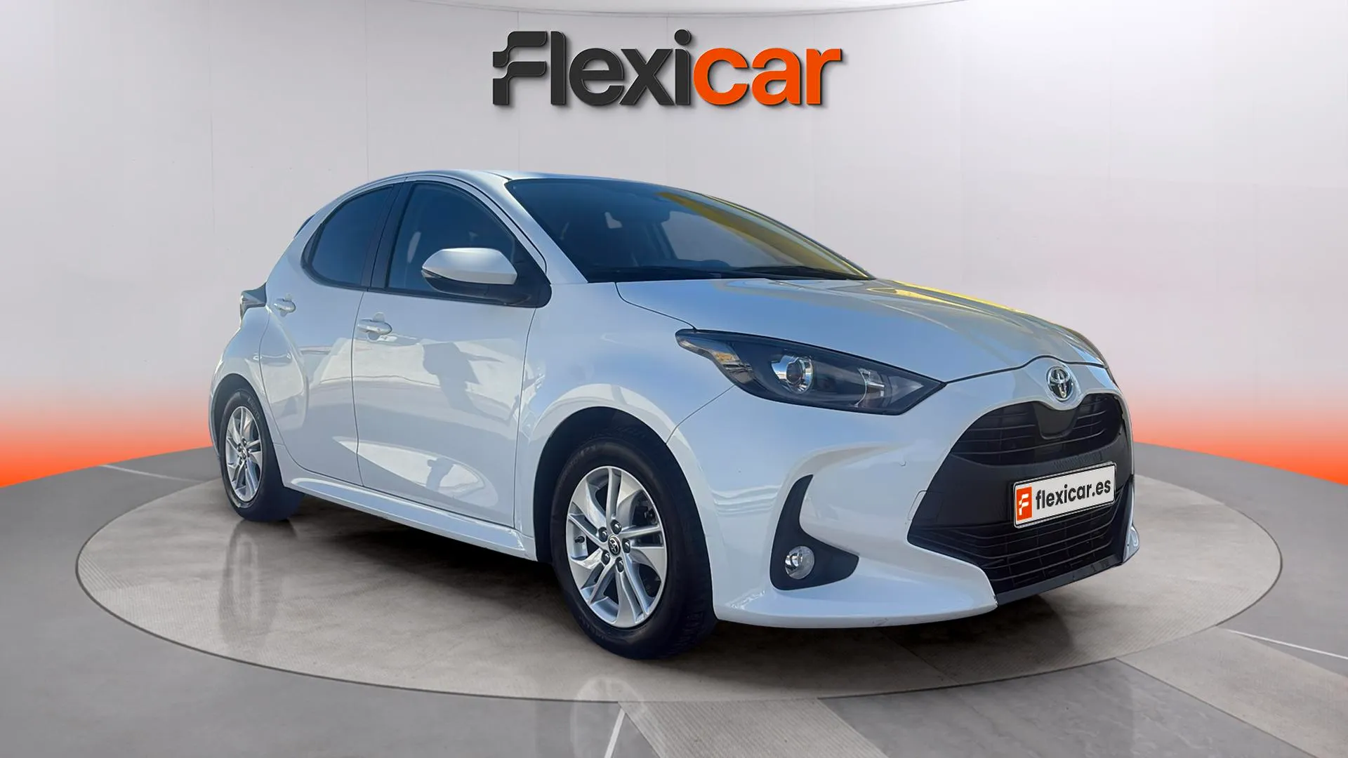 Toyota Yaris 1.5 120H Business Plus