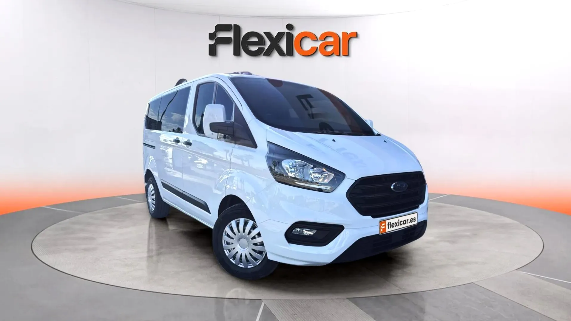 Ford Transit Custom Carrocería: SUV/Monovolumen Tipo de caja de cambio: Manual Cilindrada: 1995 cm³