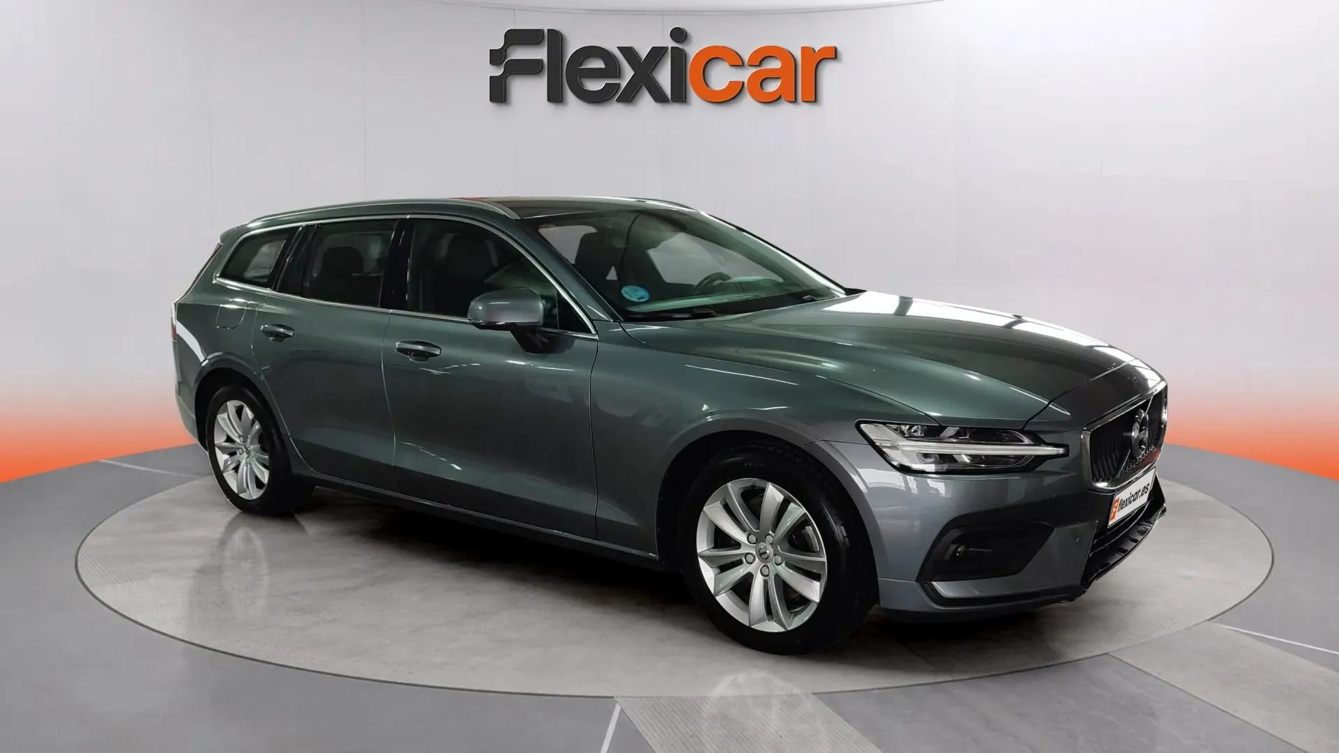 Volvo V60 2.0 B4 (D) Momentum Auto